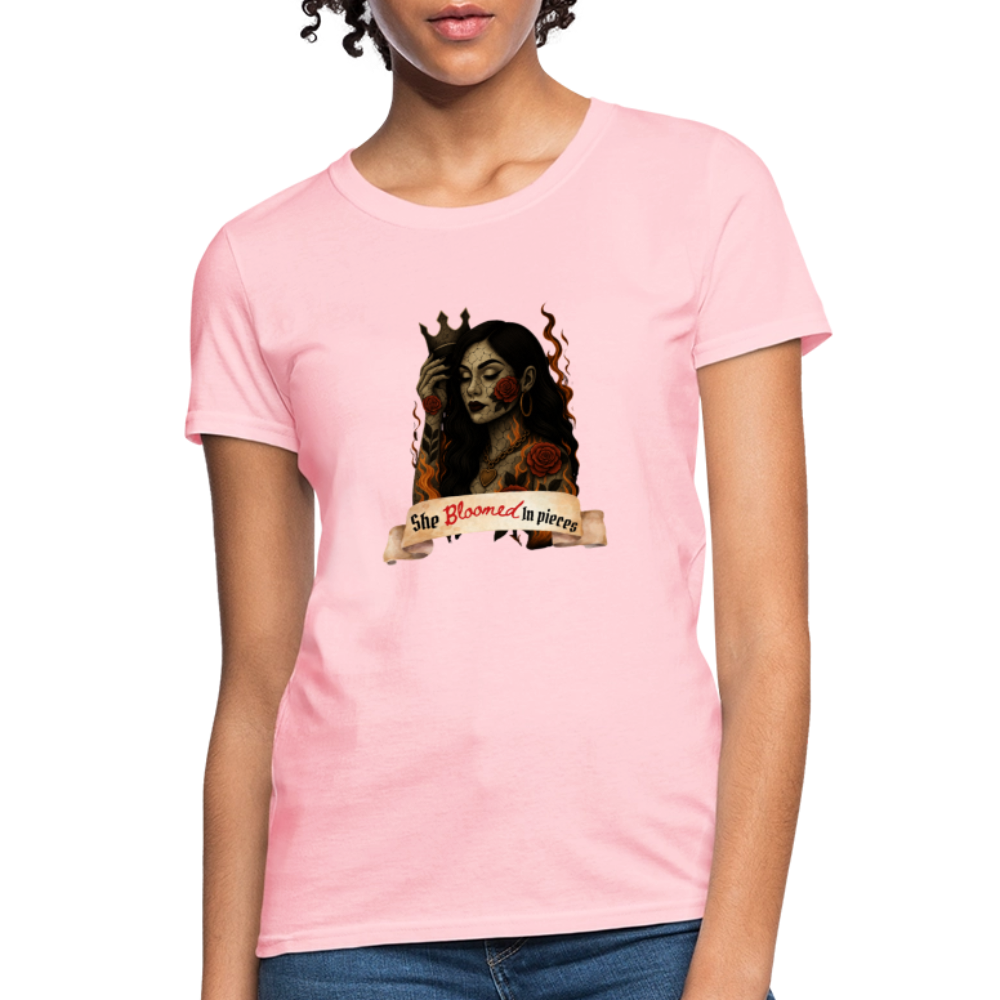 She bloomed— graphic tee - pink